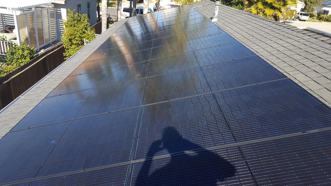 Another San Diego Solar installation in Pacific Beach. 31X 315W QCell panels (9.765kW). SolarEdge 7600 HD Inverter3